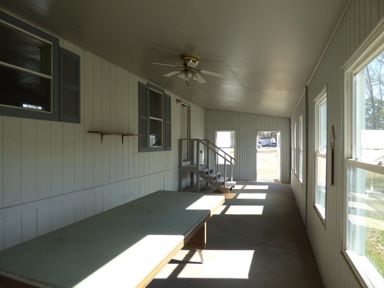 544 Allie Payne Rd - Photo 2 of 19