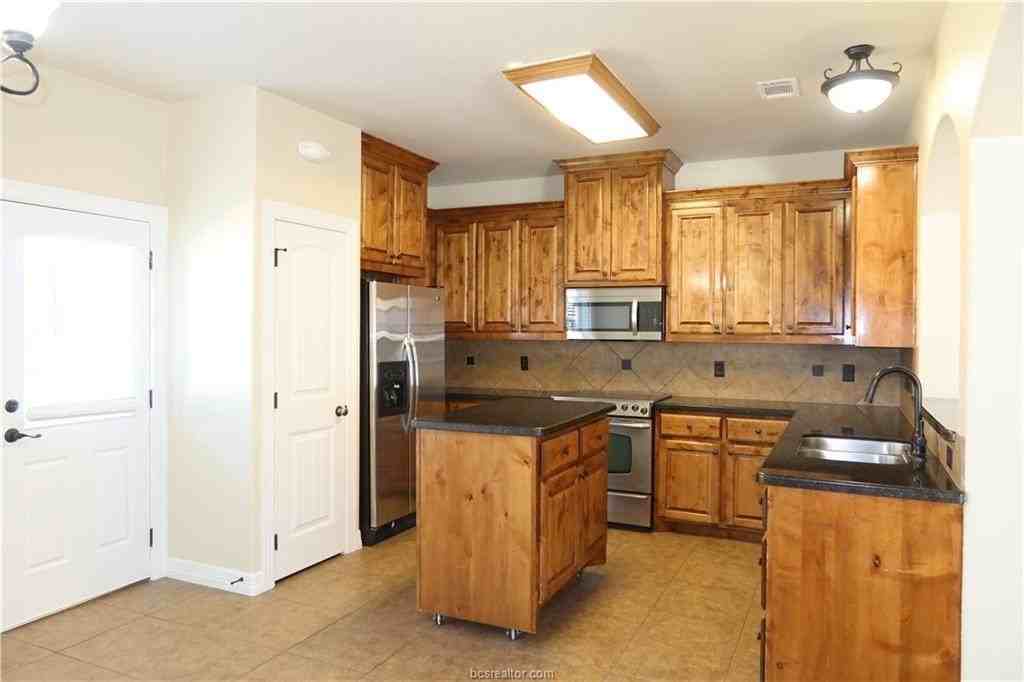 14107 Renee Ln - Photo 7 of 23