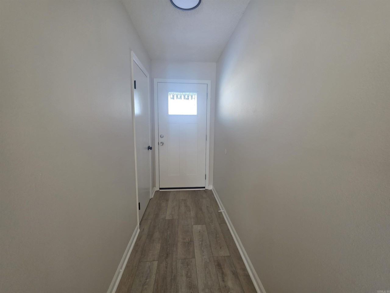 3 Helen Dr - Photo 4 of 30