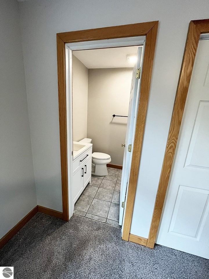 837 Fern St - Photo 7 of 16