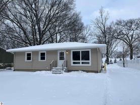 833 Fern St - Photo 1 of 1