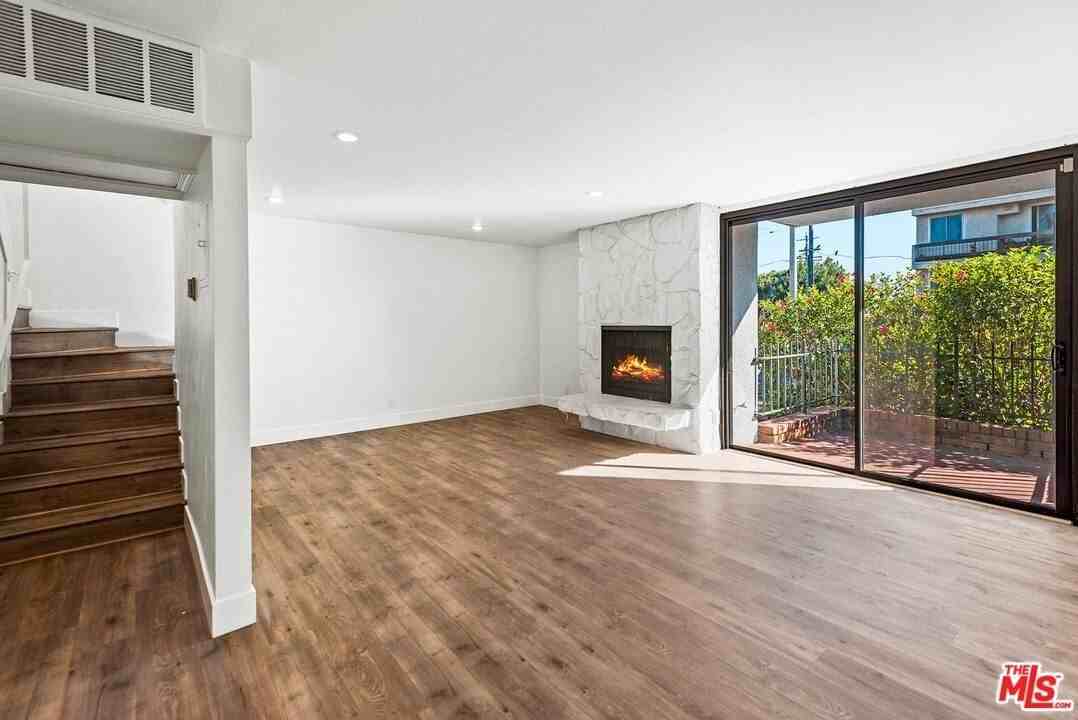 8105 Redlands St Apt 103 #103 - Photo 7 of 26