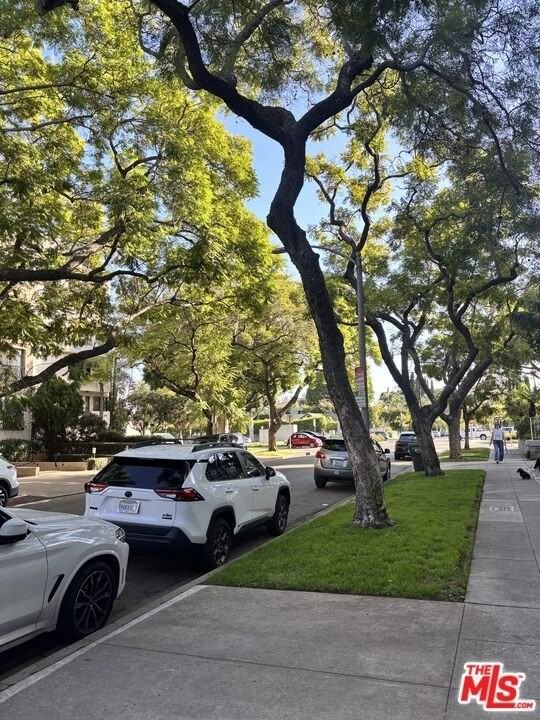 321 N Oakhurst Dr Apt 306 #306 - Photo 2 of 39