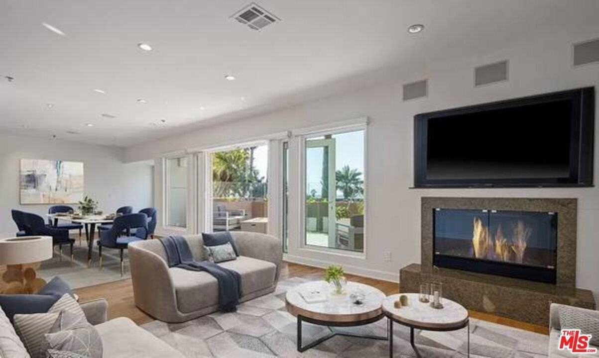 2203 Ocean Ave Unit 102 #102 - Photo 5 of 20