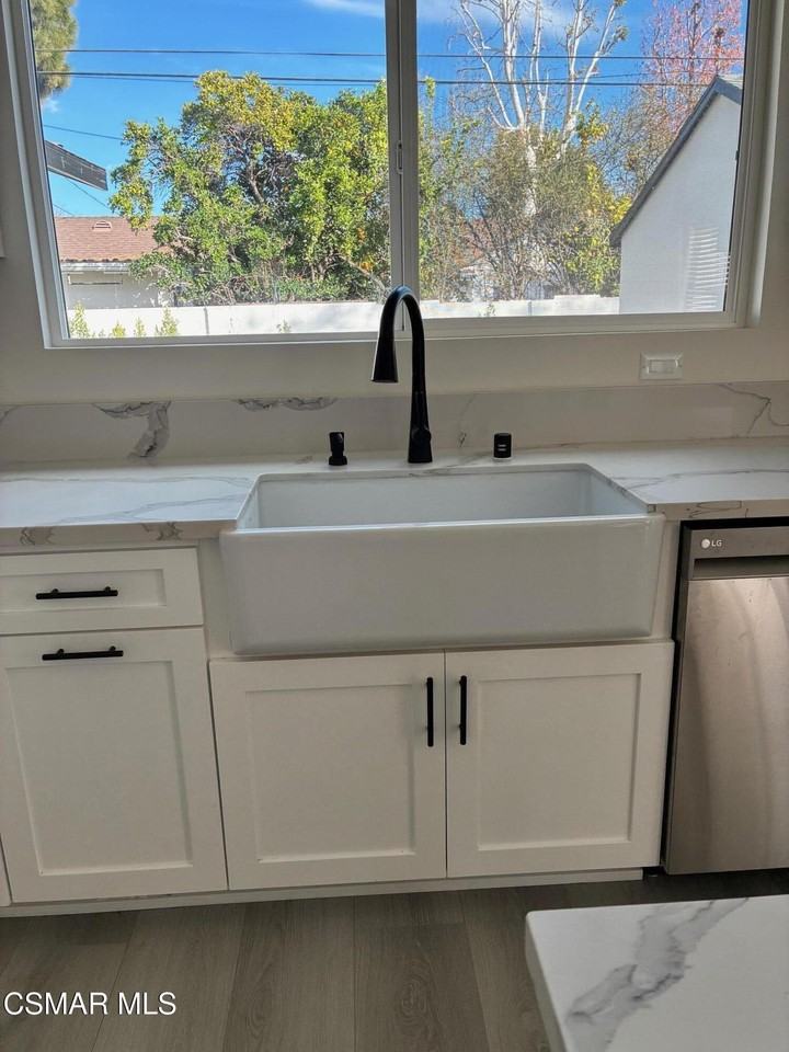 4900 Stern Ave - Photo 6 of 15