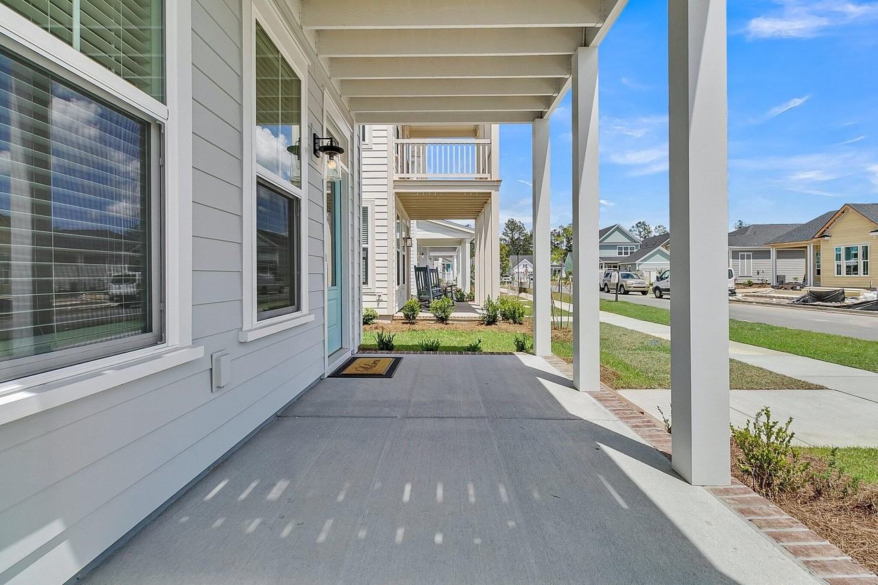 110 Crimson St - Photo 6 of 50