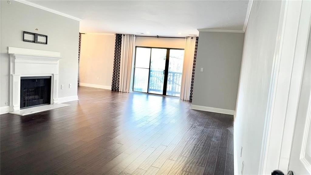 1104 Pine Heights Dr Ne - Photo 3 of 18