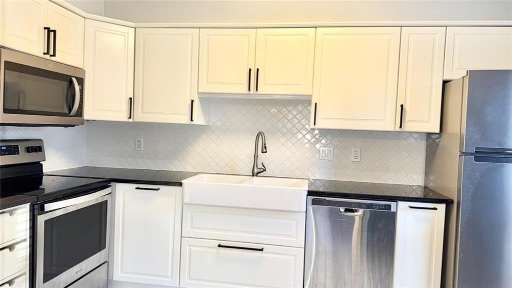 1104 Pine Heights Dr Ne - Photo 7 of 18