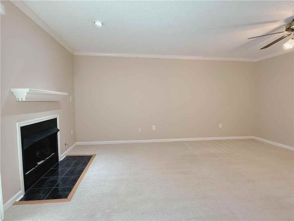 7024 Somerset Cir - Photo 3 of 36