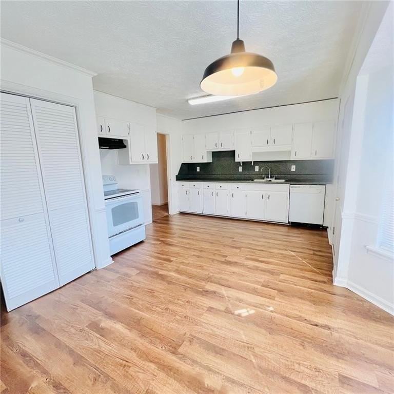 2654 Centerville Hwy - Photo 5 of 15