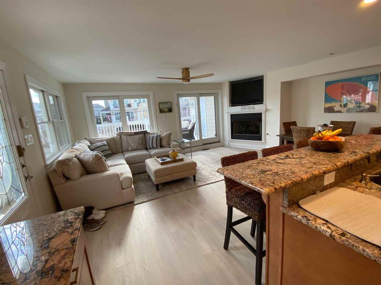 115 N Washington Ave #2 - Photo 4 of 36