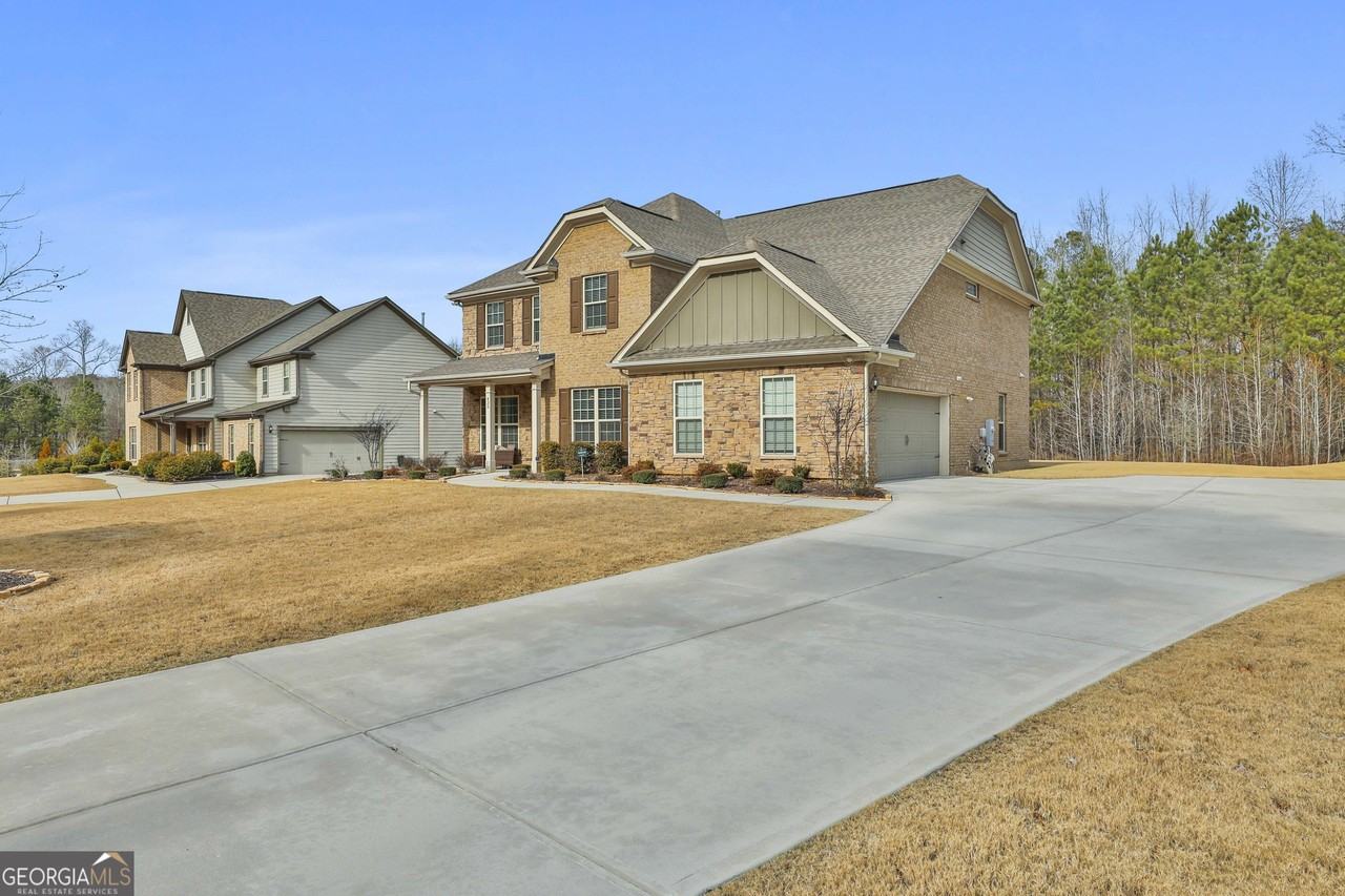 435 Park Haven Ln - Photo 2 of 50