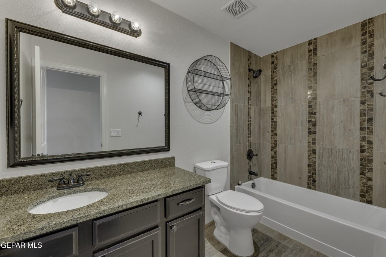 7865 Enchanted Ridge Dr - Photo 6 of 33