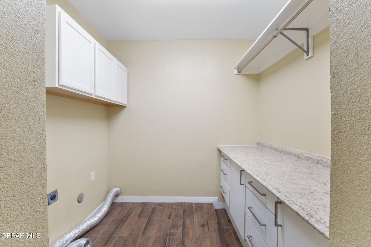 12492 Angie Bombach Ave - Photo 7 of 17