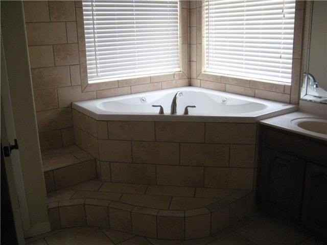 6368 Franklin Crest Dr - Photo 7 of 8