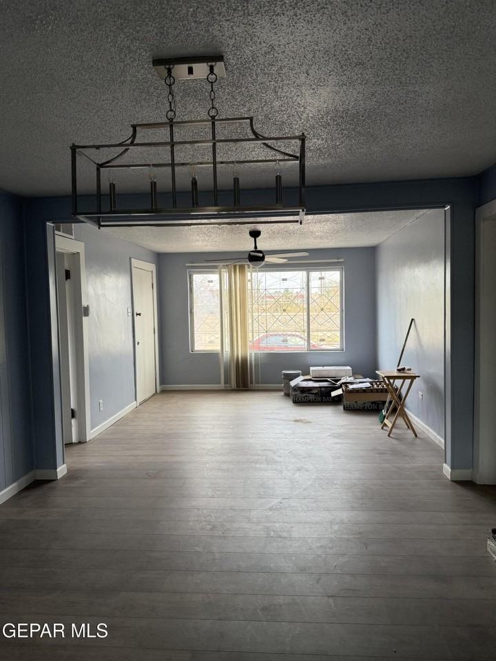 1213 N Boone St - Photo 7 of 13