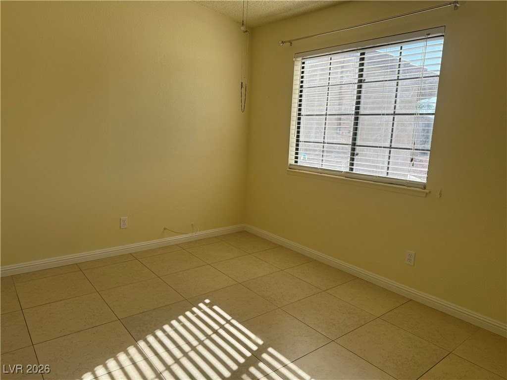 1713 Joshua Tree Ct - Photo 7 of 16