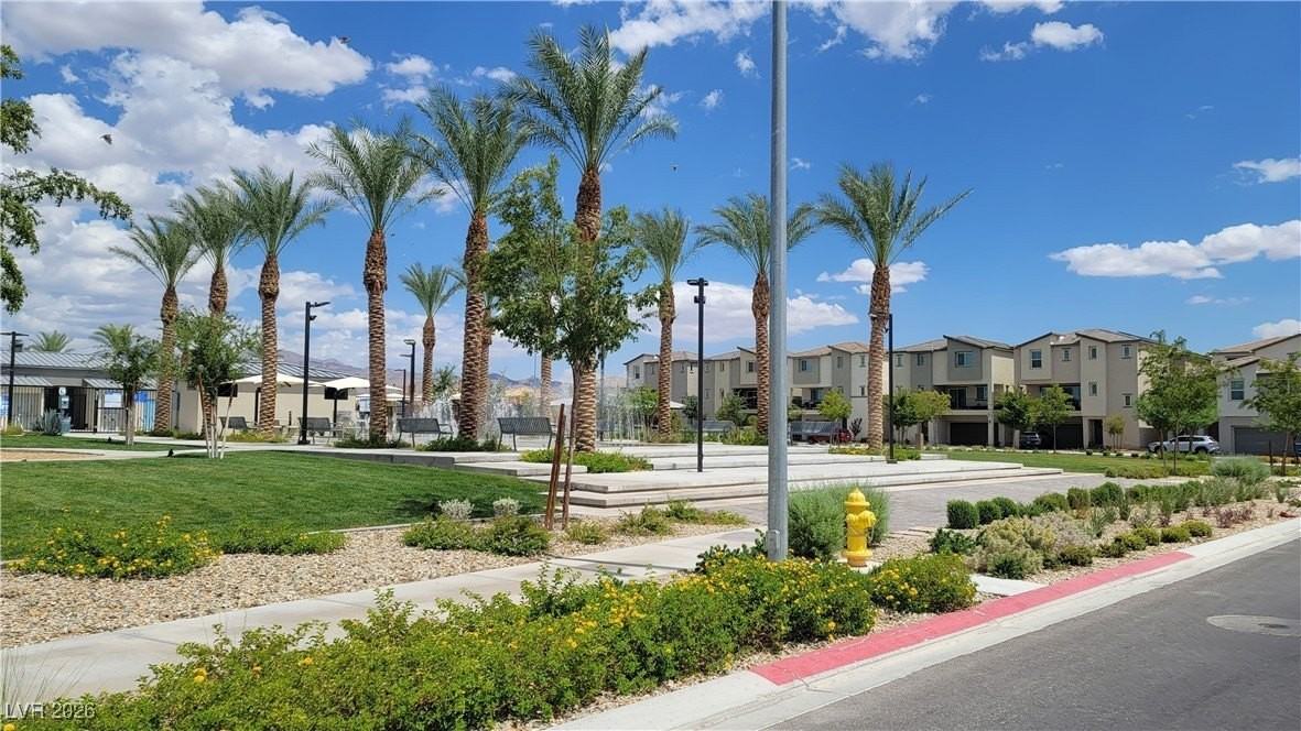 2842 Matador Red Ave - Photo 6 of 33