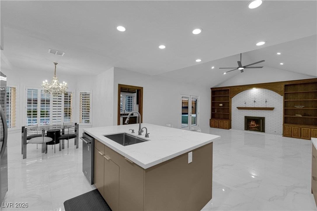 2513 Wimbledon Dr - Photo 7 of 50