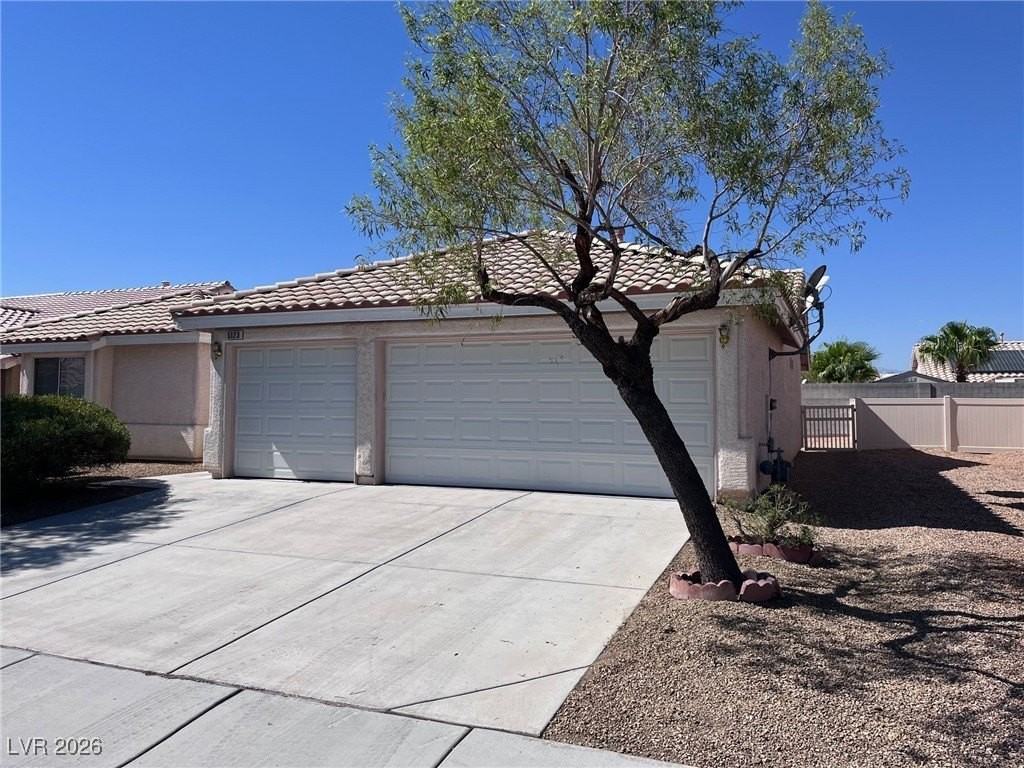 5123 Topaz Sand St - Photo 2 of 31