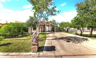 featured image of 2037 Diaz Ave