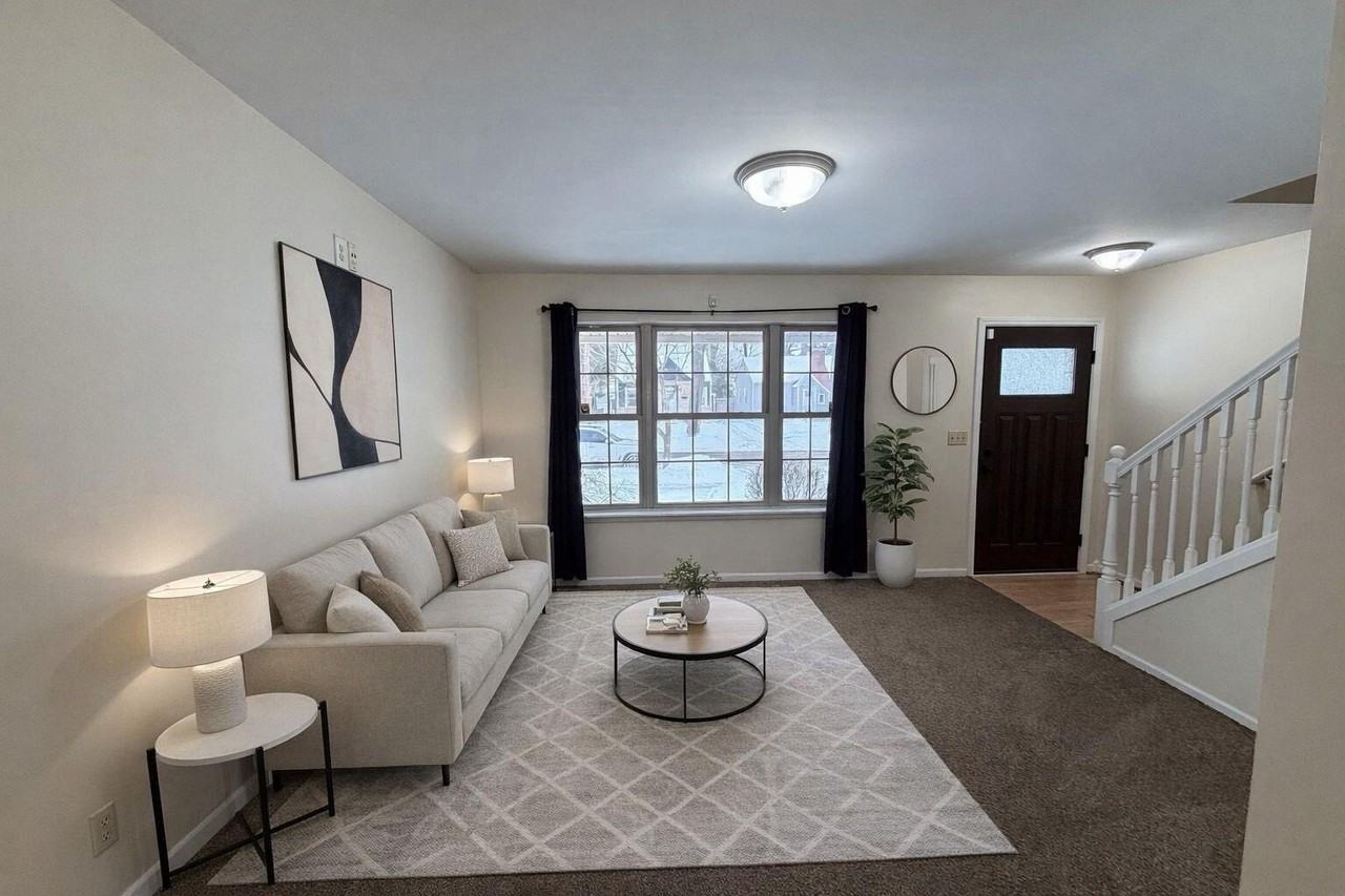 2630 Bennett St - Photo 2 of 19