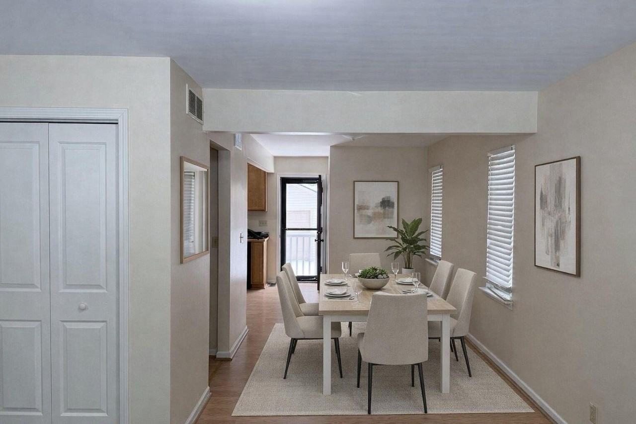 2630 Bennett St - Photo 3 of 19