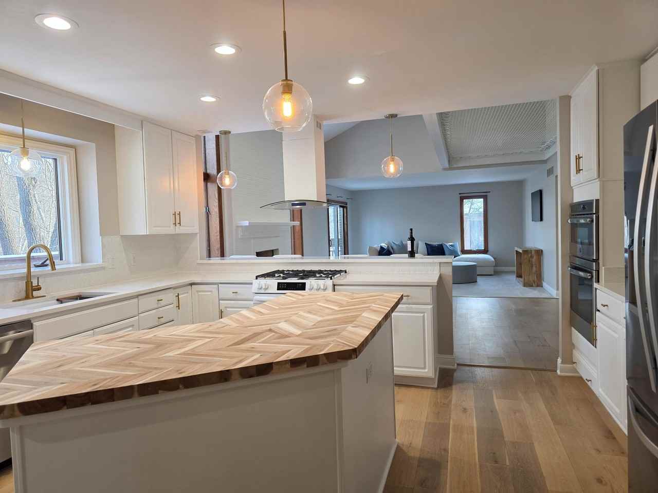 3427 E Dobson Pl - Photo 2 of 28