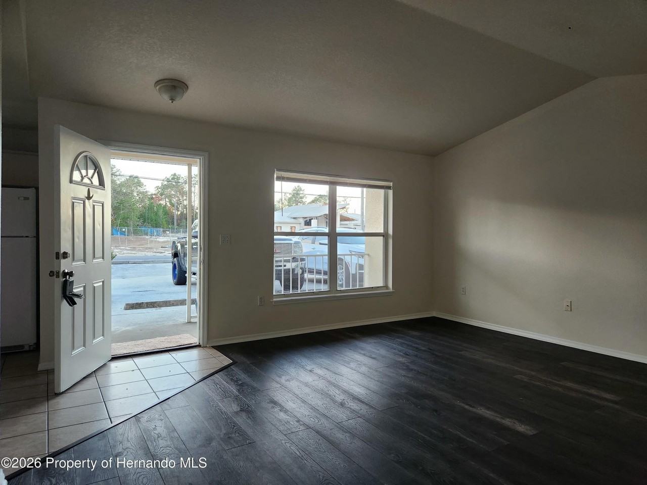 10423 Chalmer St - Photo 2 of 15