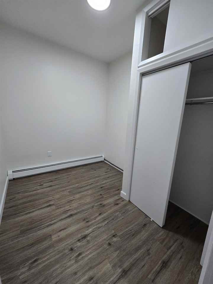 1709 Kerrigan Ave #2 - Photo 7 of 12