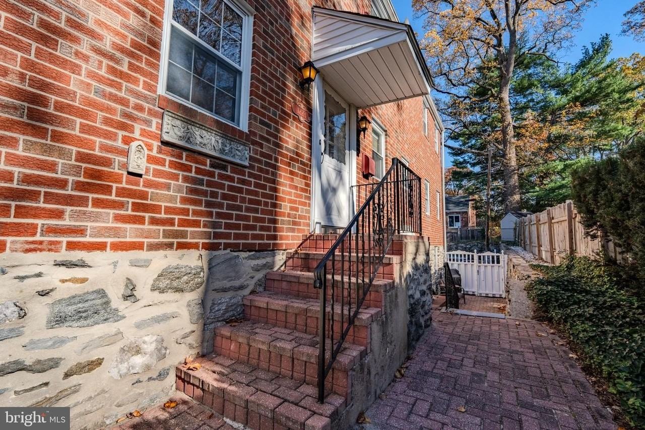 1223 Drexel Ave - Photo 4 of 28