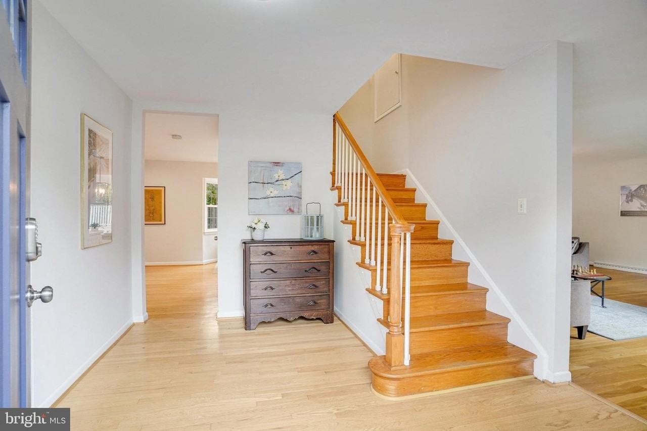 3300 Prince William Dr - Photo 4 of 50