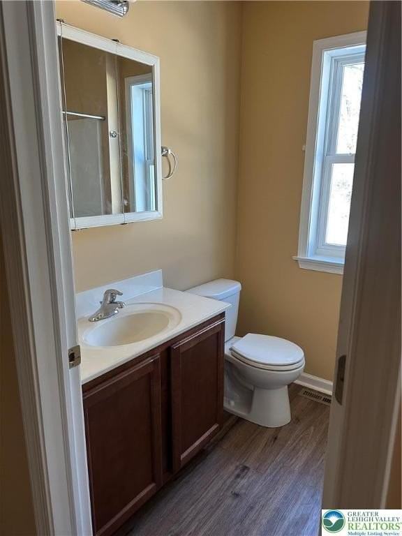 10 Railroad Ave - Photo 7 of 8