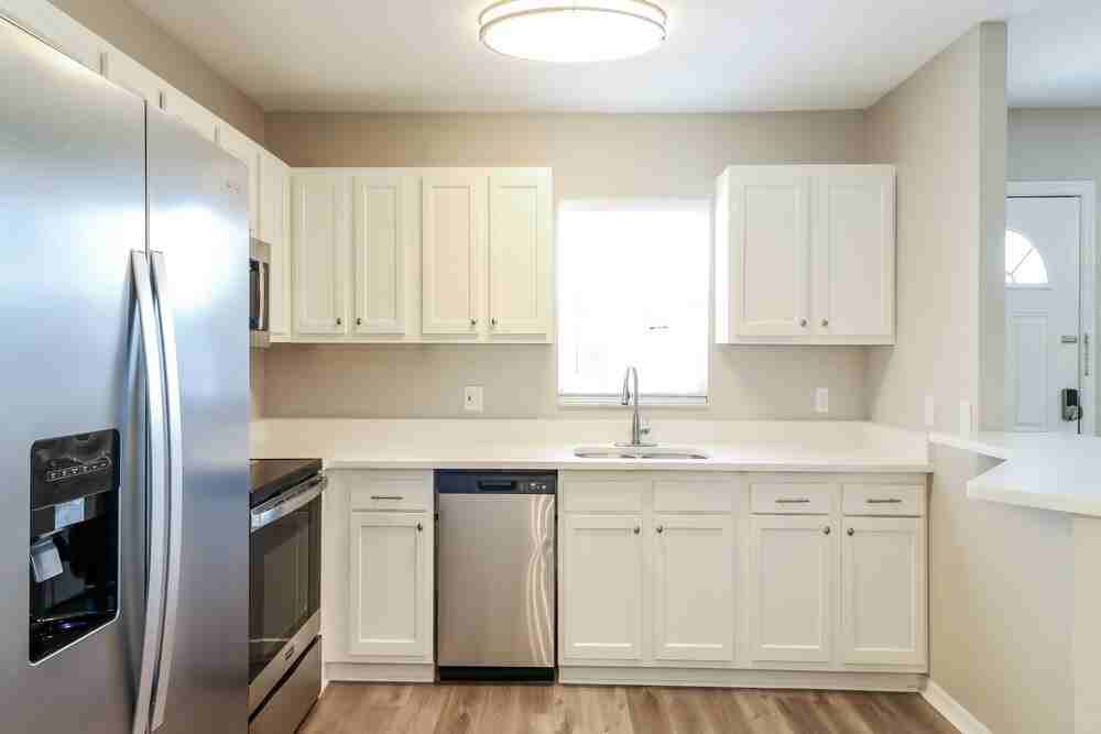 3610 N 56th St - Photo 7 of 16