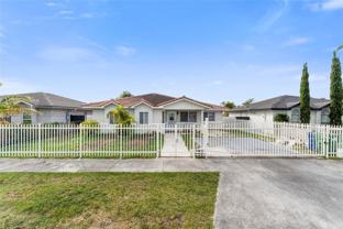 18142 Sw 113th Ave - Photo 1 of 1