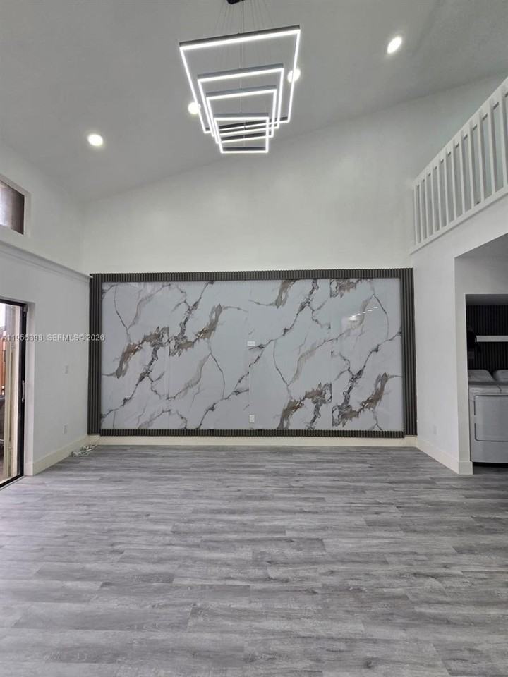 1120 Parkside Green Dr #C - Photo 5 of 30