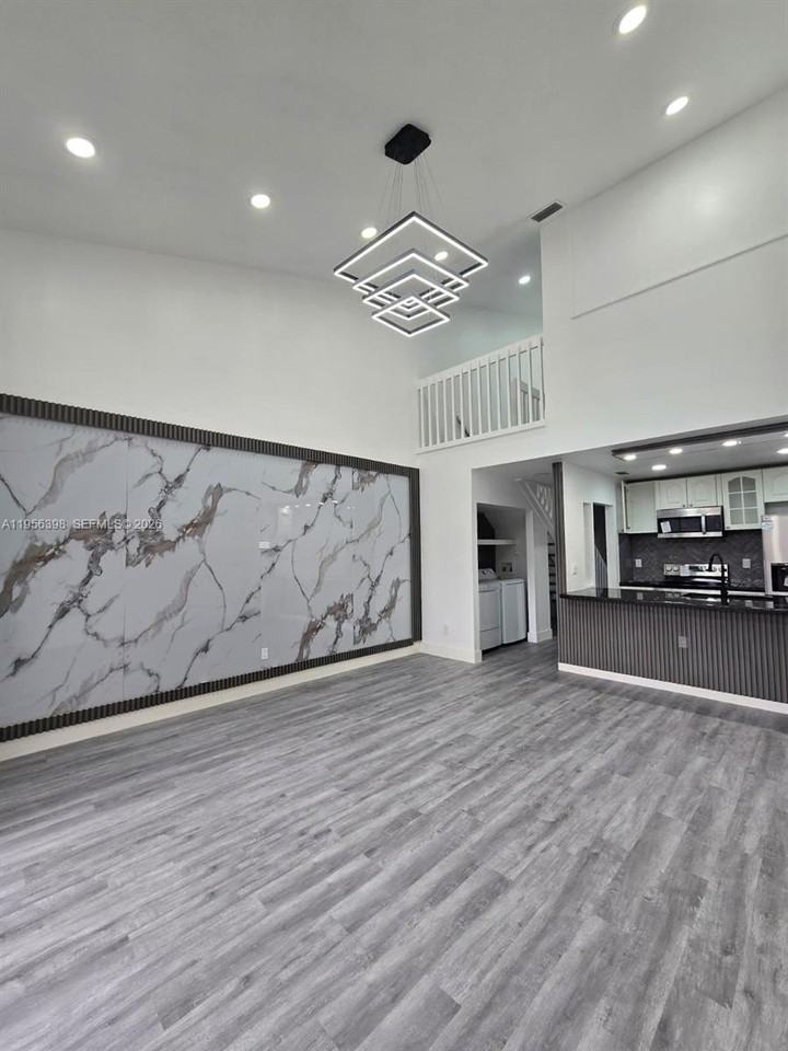 1120 Parkside Green Dr #C - Photo 7 of 30