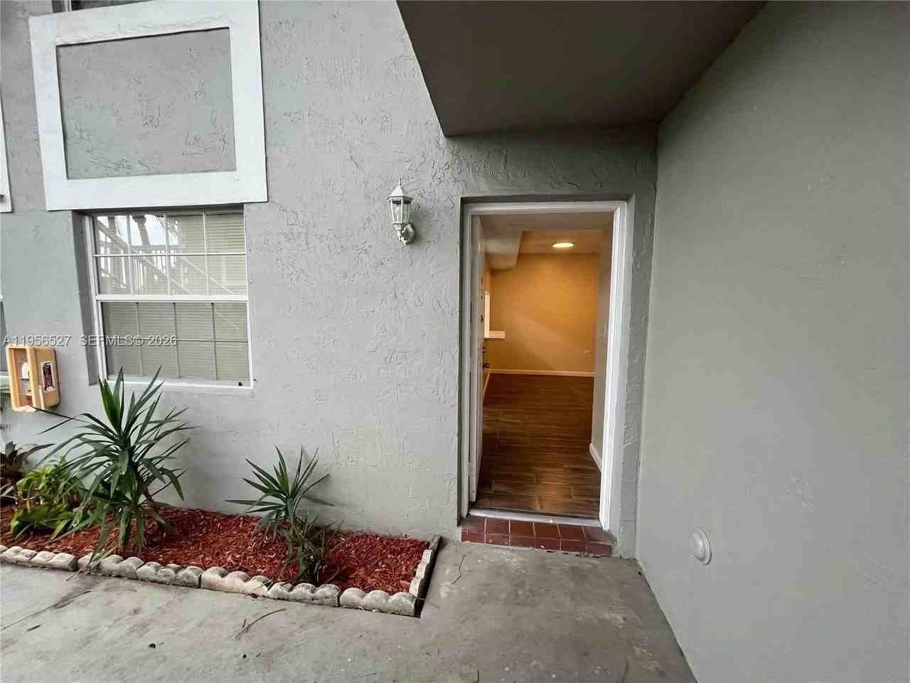 464 Ne 210th Circle Ter #10110A - Photo 3 of 25