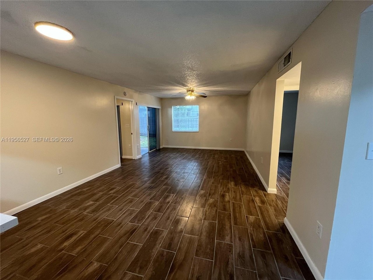 464 Ne 210th Circle Ter #10110A - Photo 5 of 25