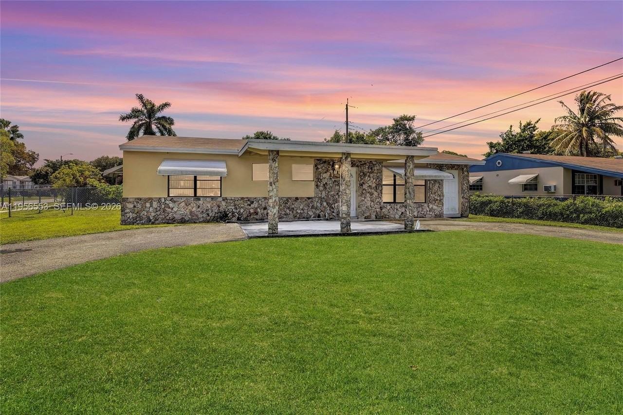 6200 Sw 18th St #0 - Photo 2 of 20