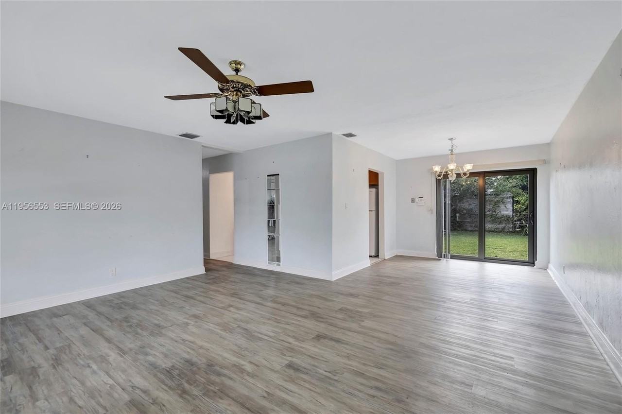 6200 Sw 18th St #0 - Photo 6 of 20