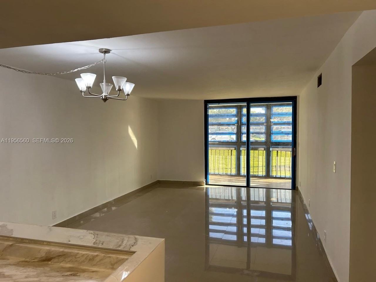 12219 Sw 14th Ln #2111 - Photo 5 of 19