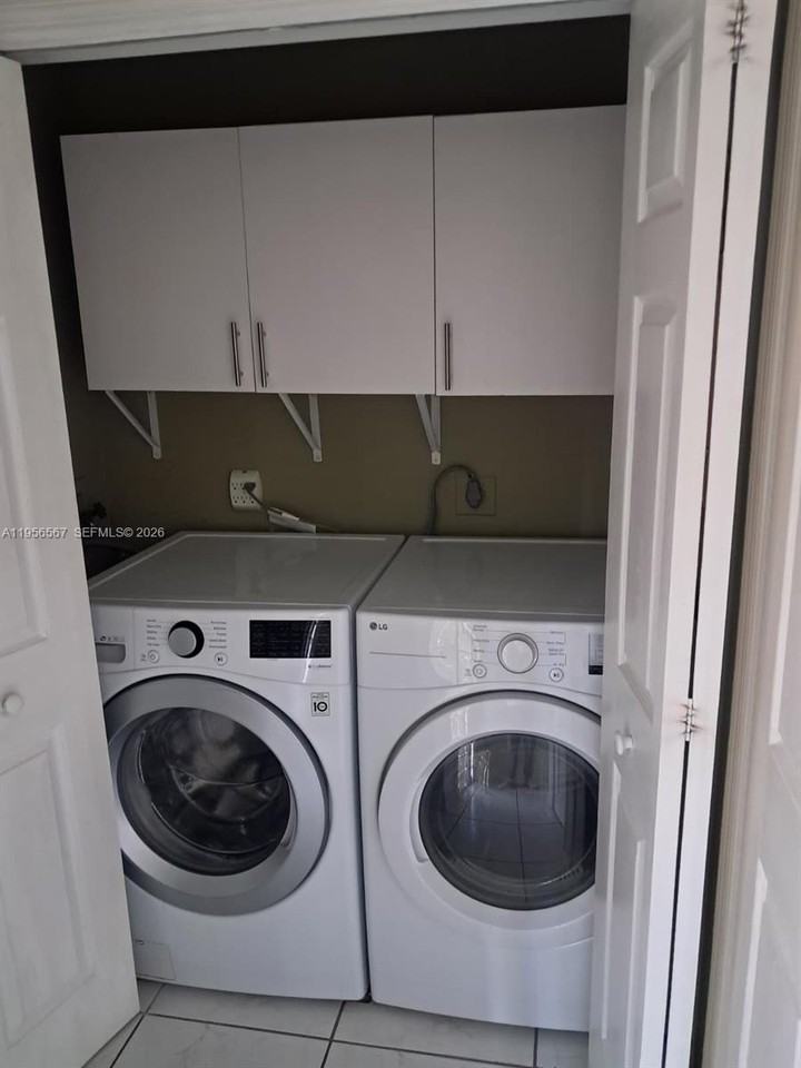 229 Nw 85th Ct - Photo 6 of 21