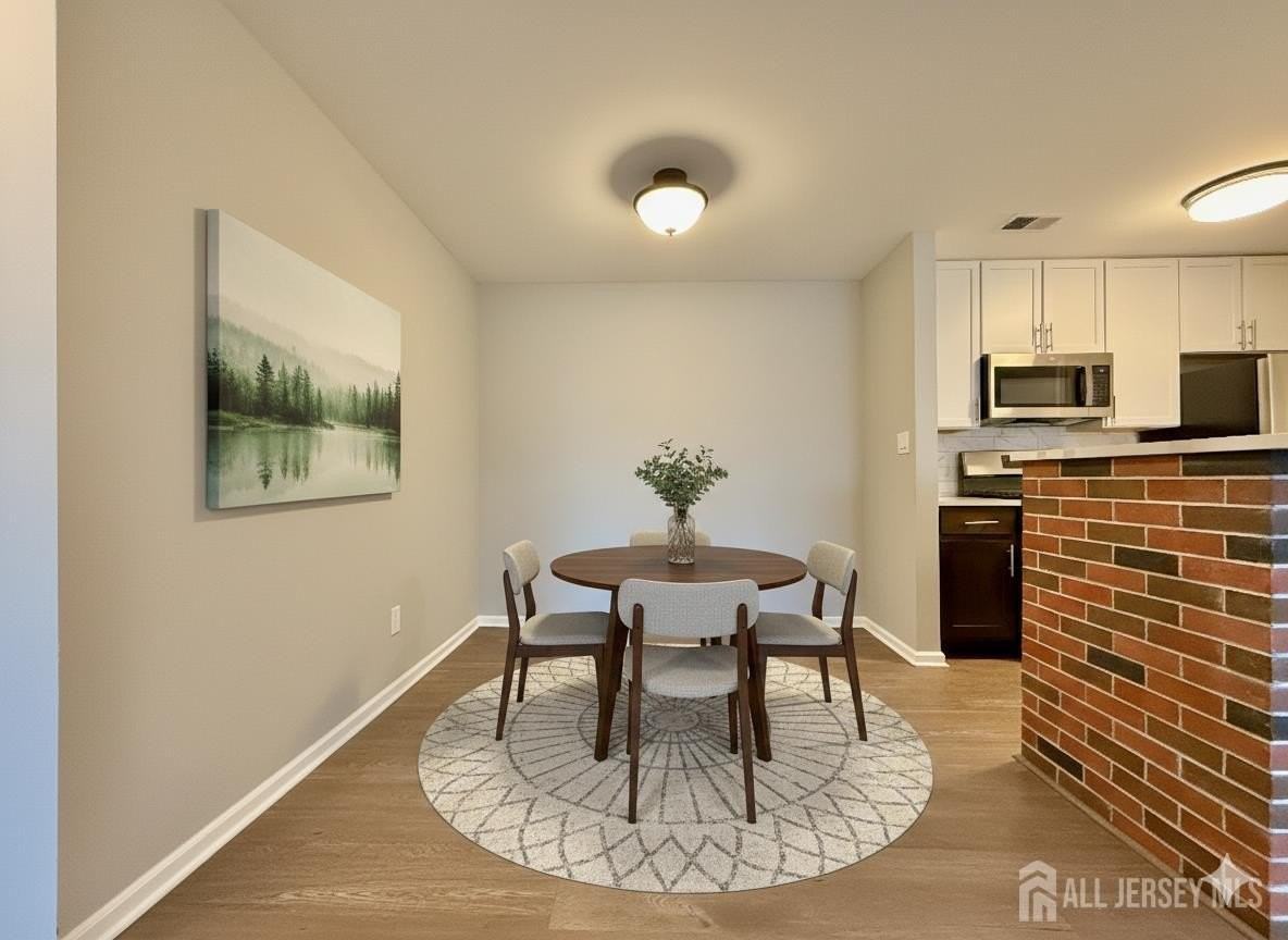 263 Crosspointe Dr - Photo 4 of 13