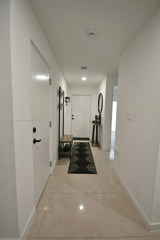 Nw 2nd Ct - Photo 6 of 8