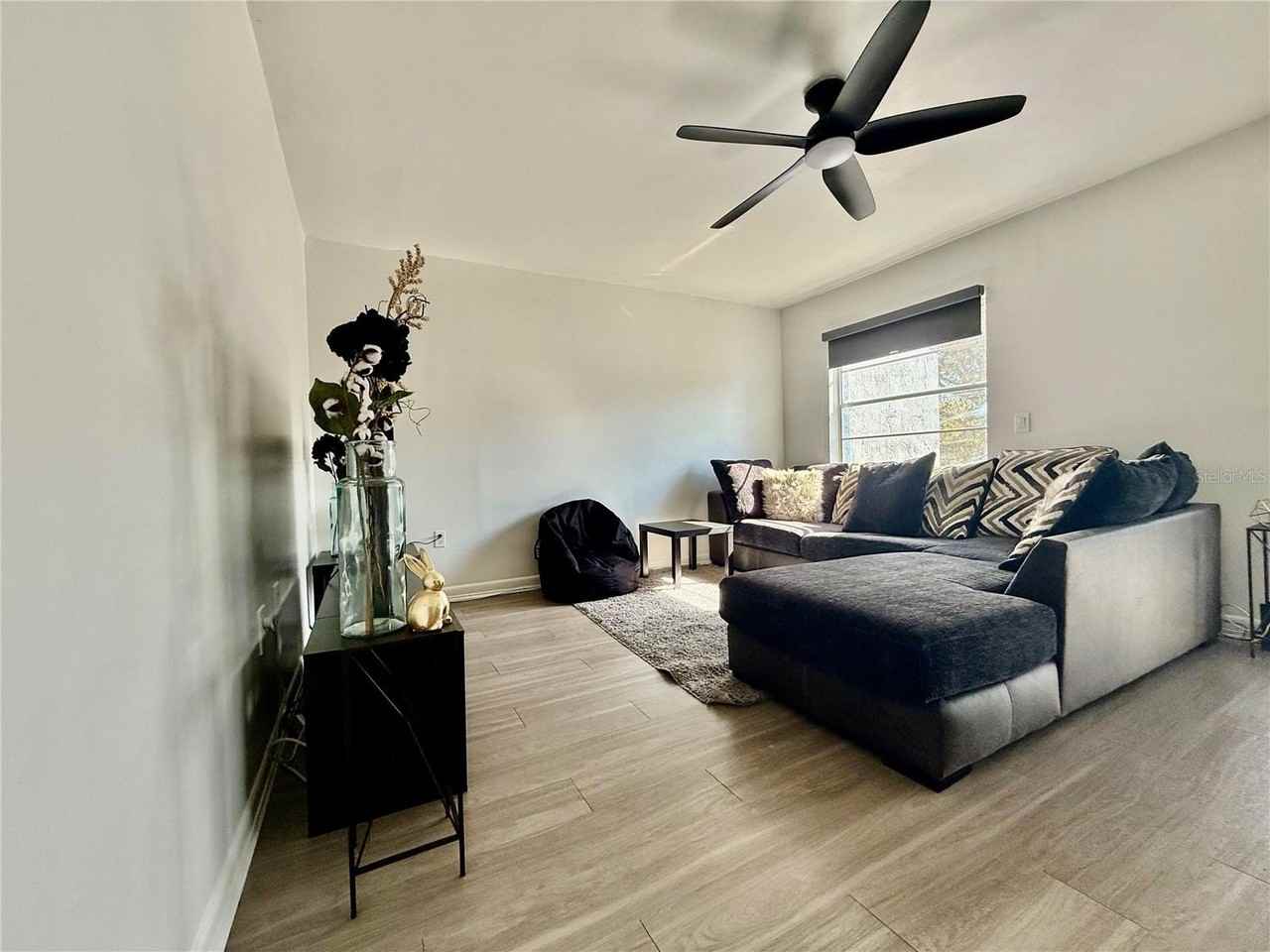 2507 N Alafaya Trl #12 - Photo 2 of 23