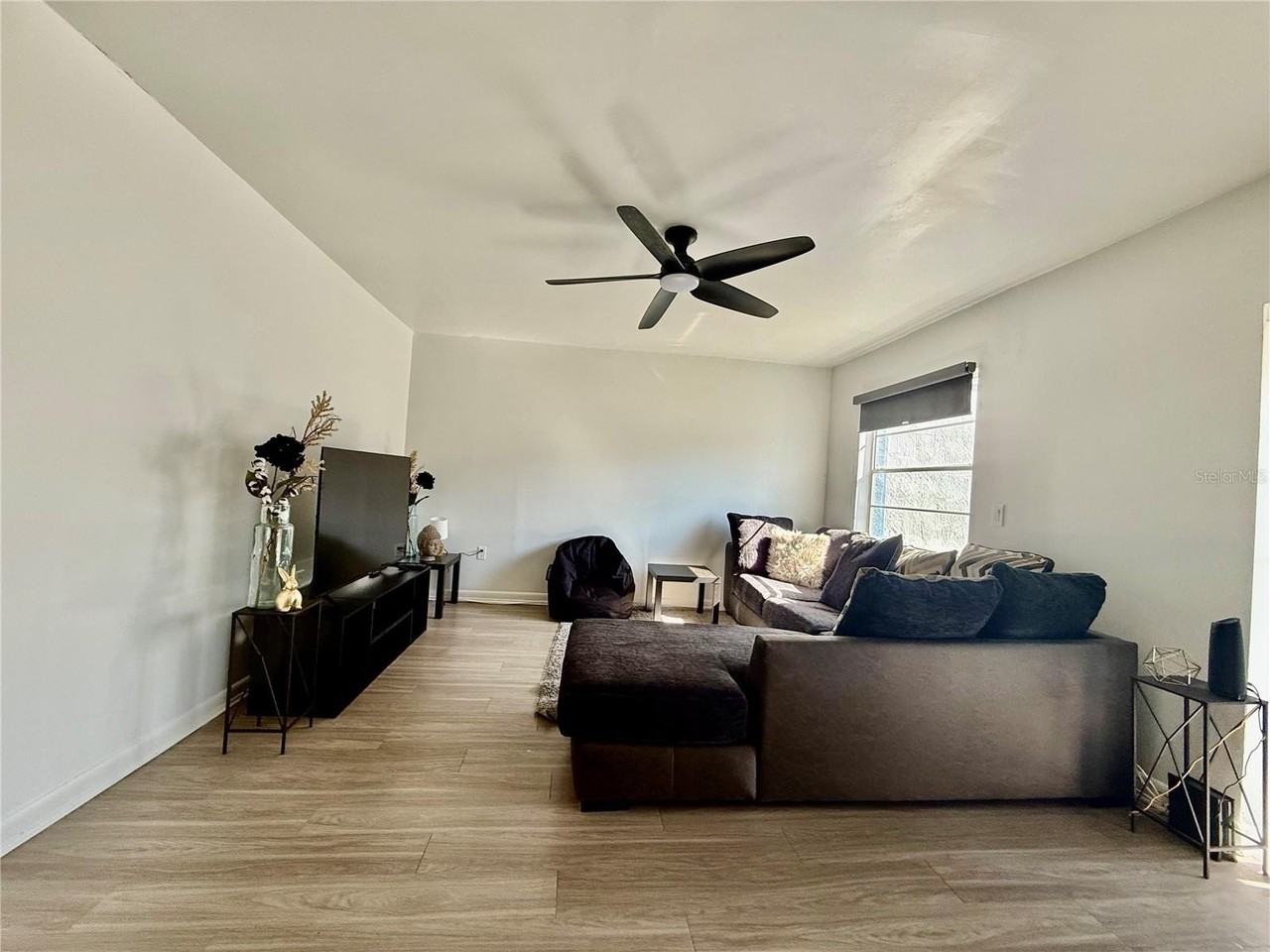 2507 N Alafaya Trl #12 - Photo 3 of 23