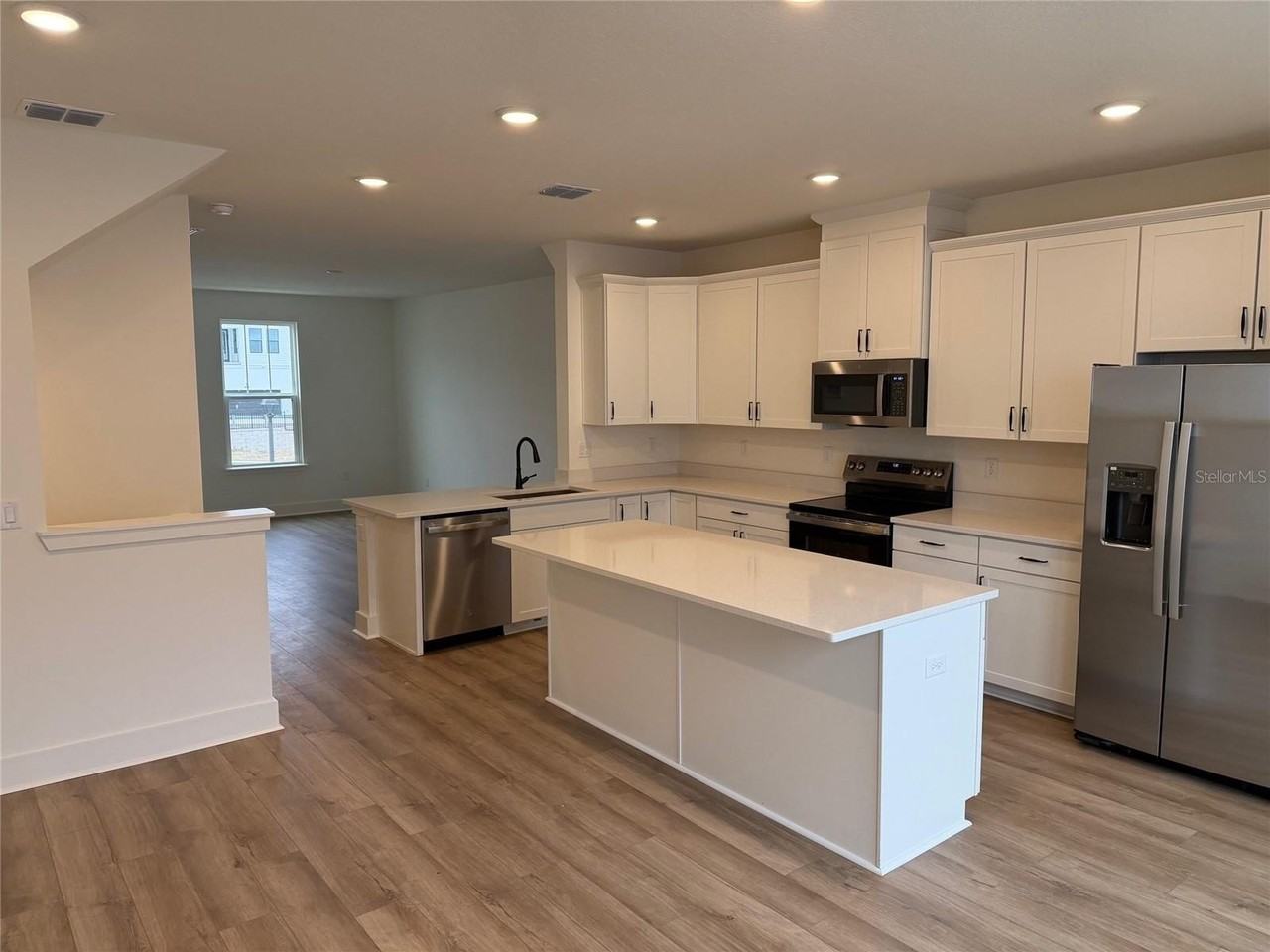 15274 Groveside Rd - Photo 5 of 11