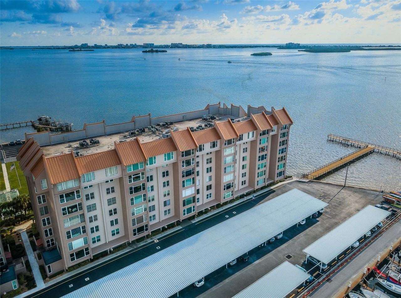 634 Edgewater Dr #242 - Photo 3 of 50