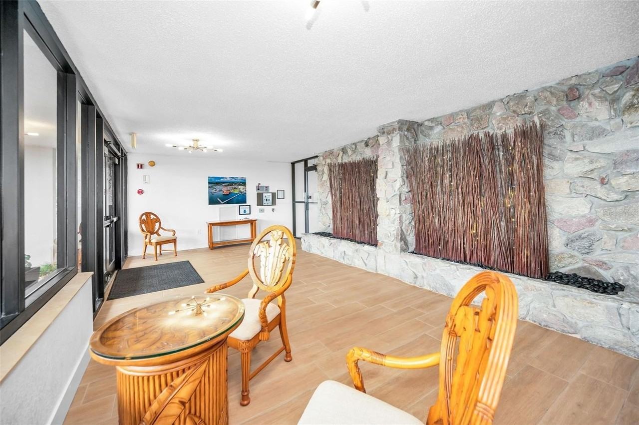 634 Edgewater Dr #242 - Photo 7 of 50